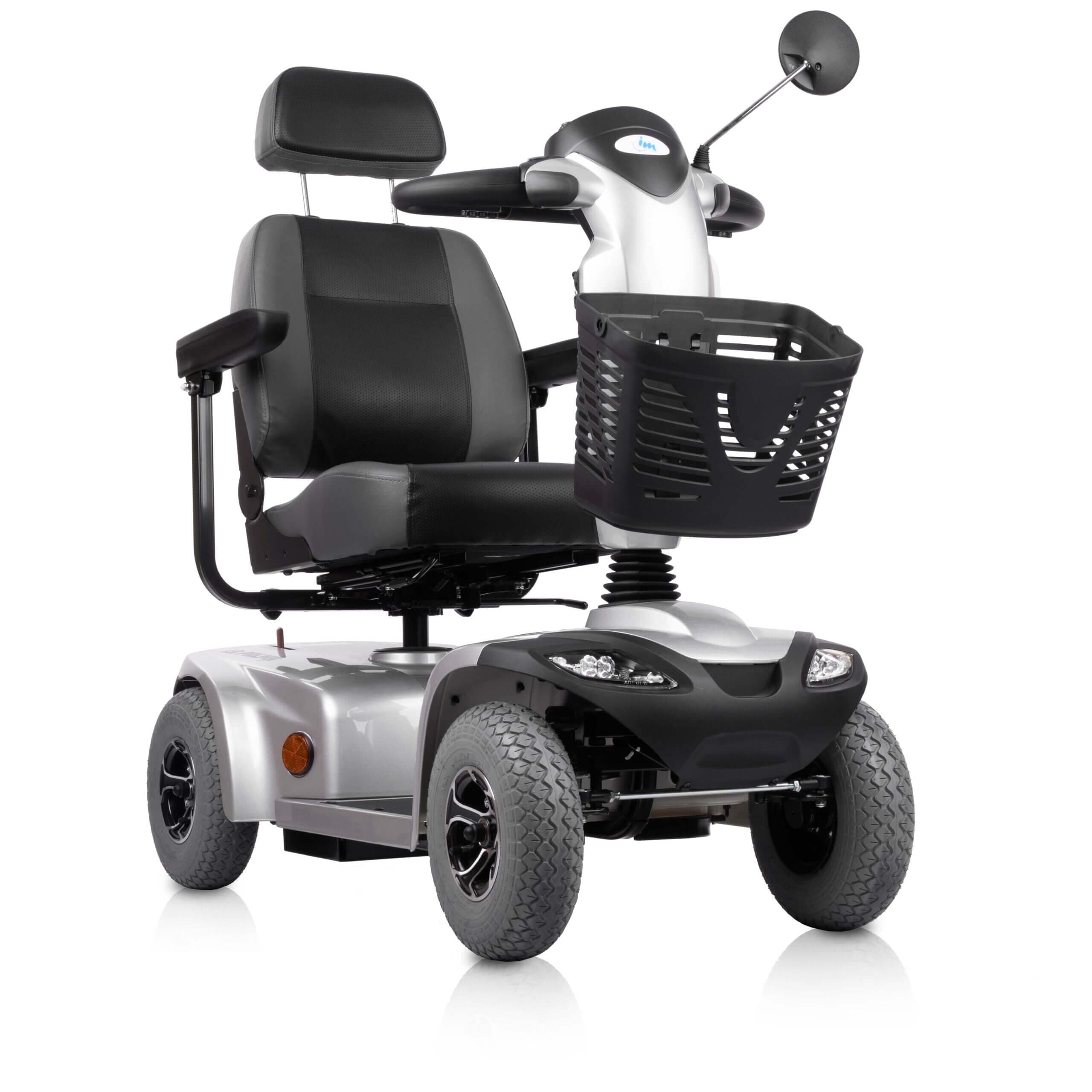 Standard four-wheel mobility scooter available to rent in Valencia